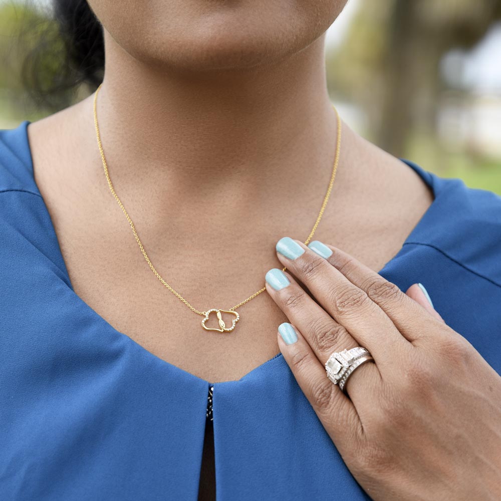 TO MY MOM: Everlasting Love. Pendant: Solid 10k Gold