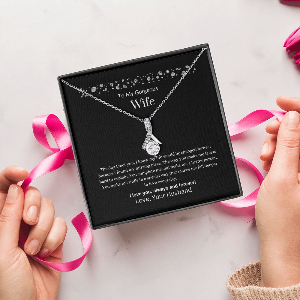 To MY Gorgeous Wife | Alluring Beauty Necklace