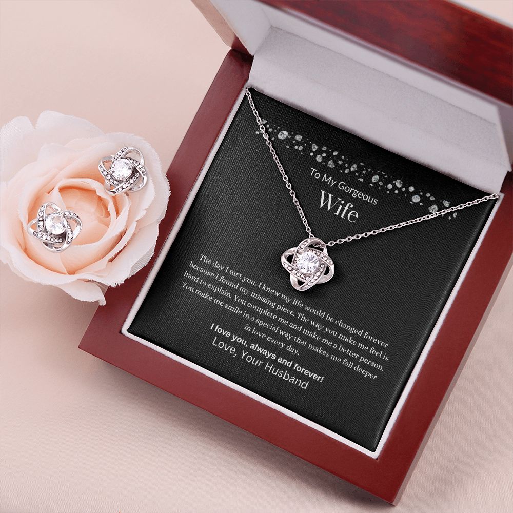 To My Gorgeous Wife | Love Knot Earing & Necklace Set